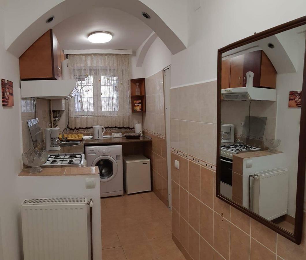 Tudor Apartment Braşov Eksteriør bilde
