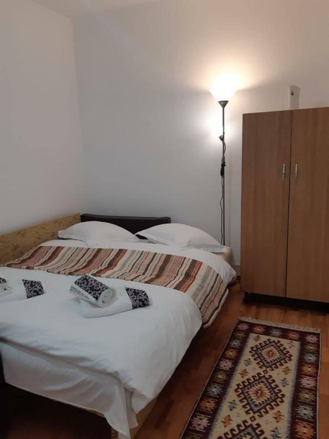 Tudor Apartment Braşov Eksteriør bilde